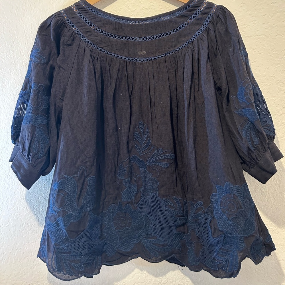 Anthropologie embroidery blouse